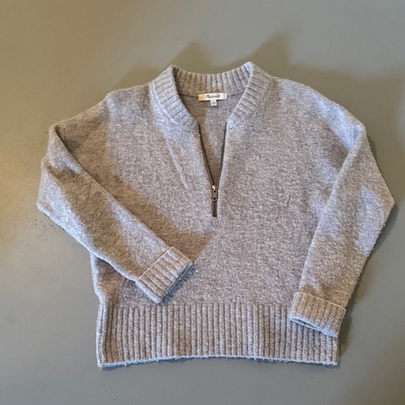 Madewell Sweaters - Madewell Light Gray V-Neck Quaryer Zip Sweater - XXS (fits like Small)
